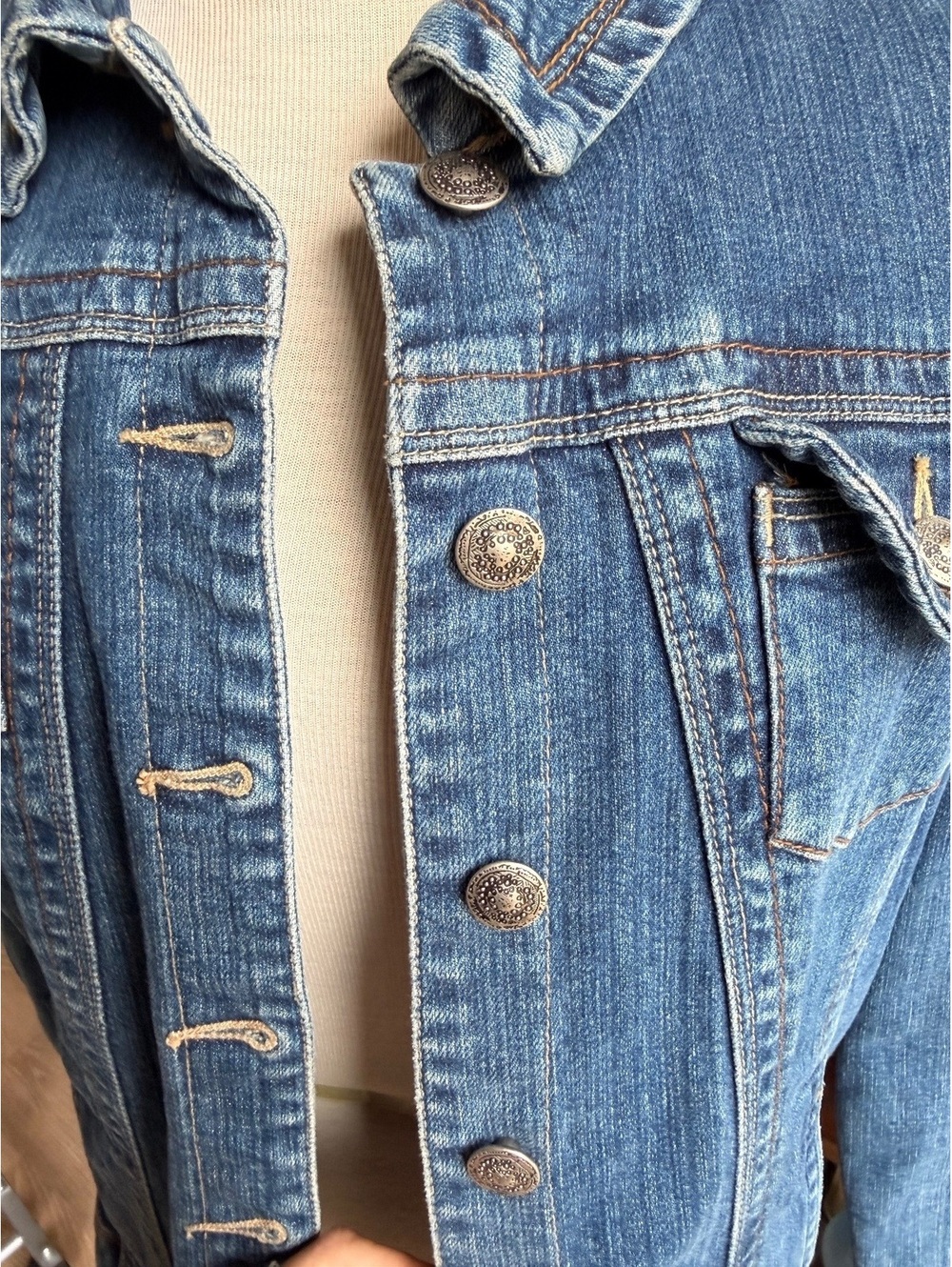 Vintage AMI Classic Blue Denim Jacket Medium - Picture 4 of 4